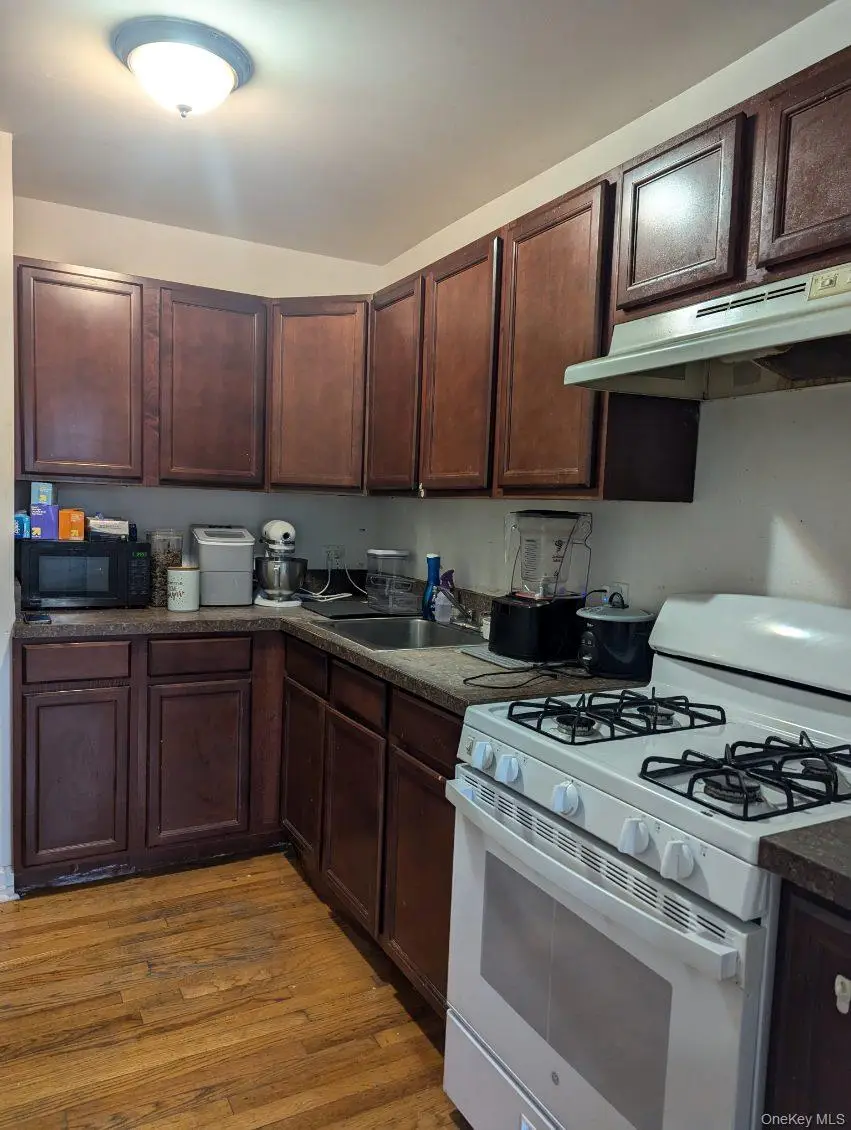 2515 150th Street, Flushing, NY 11354 - #3