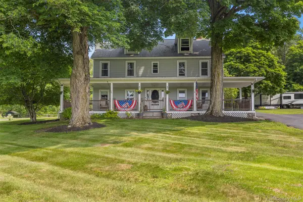 421 Orchard Drive, Wallkill, NY 12589