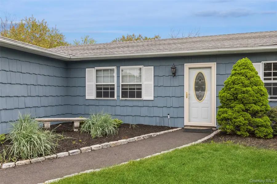 7 Austin Street, Bellport, NY 11713 - #3