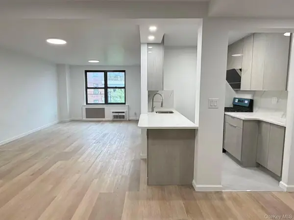 13235 Sanford Avenue,5F Sanford, Flushing, NY 11355