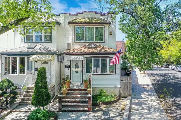 69-08 69th Place, Glendale, NY 11385