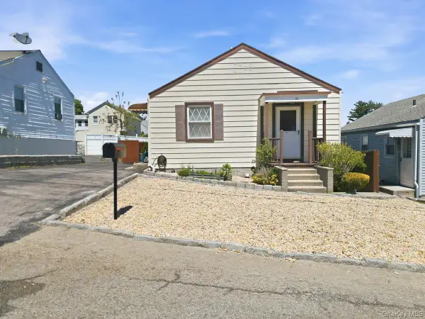 10 Floral Lane, Yonkers, NY 10703