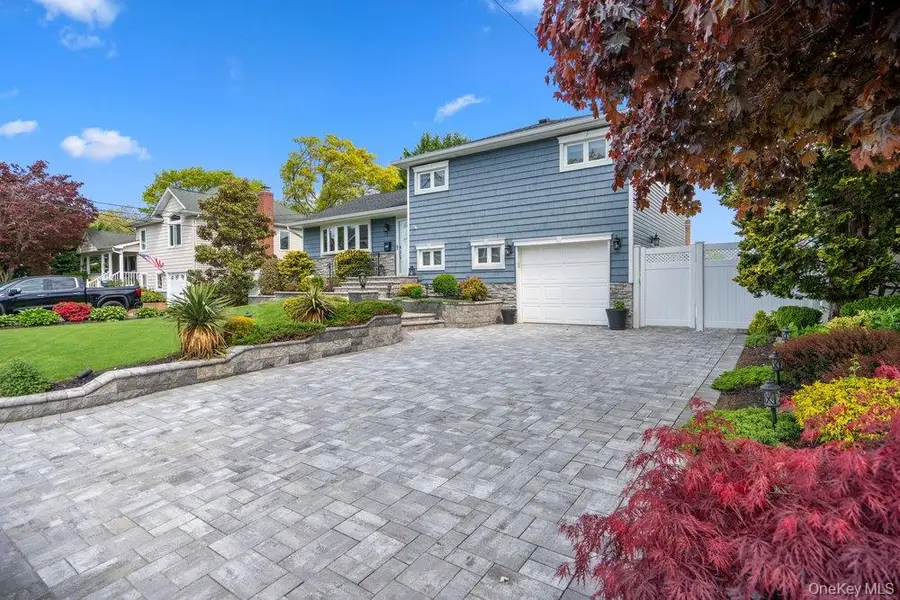 126 Henry Street, North Massapequa, NY 11758 - #3