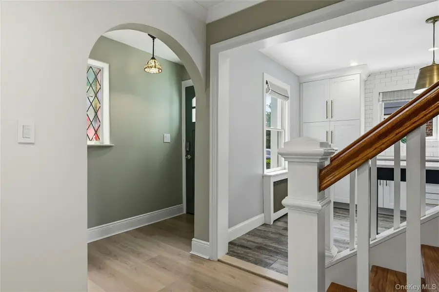 45 Locust Place, Manhasset, NY 11030 - #2