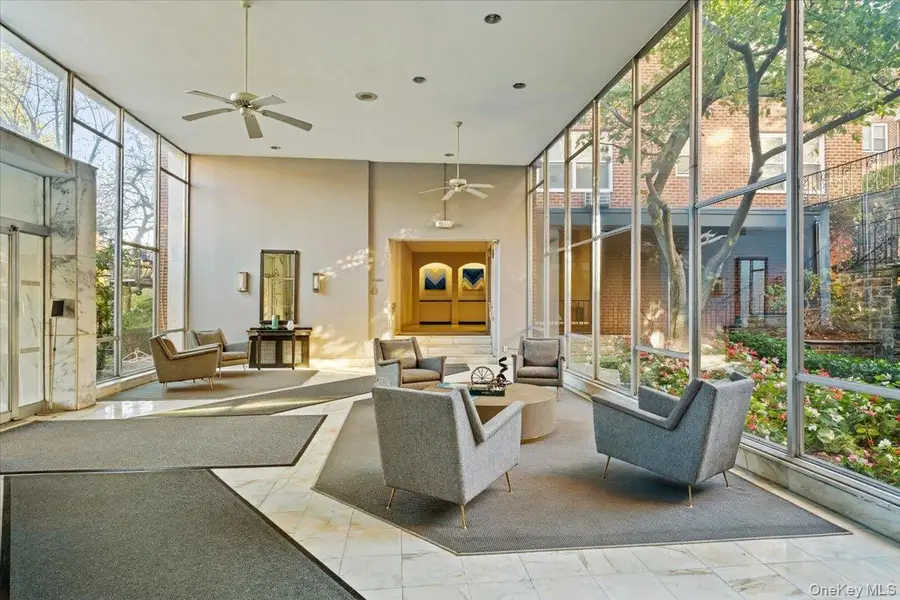 281 Garth Road #C2H, Scarsdale, NY 10583 - #3