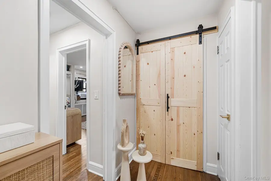 9 Manchester Road #2R, Eastchester, NY 10709 - #3