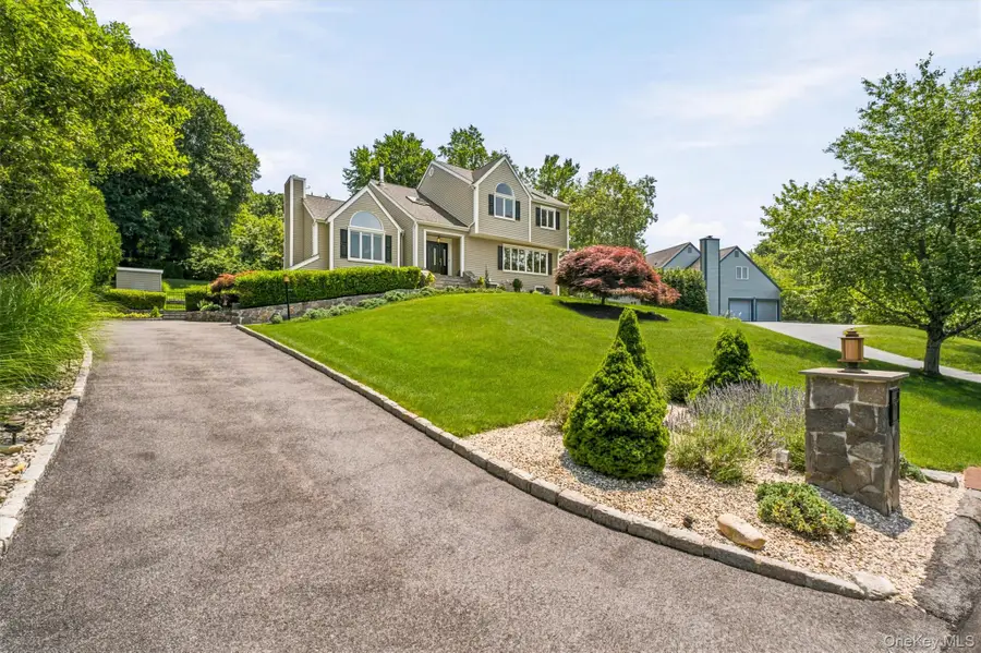 3160 Arbour Lane, Yorktown Heights, NY 10598 - #3