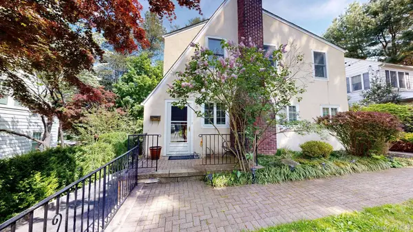 15 Woodbine Road, Irvington, NY 10533