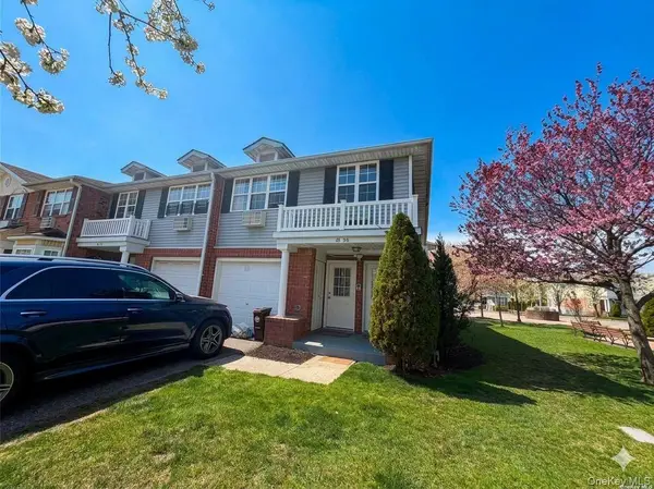 8296 Country Pointe Circle, Queens Village, NY 11427