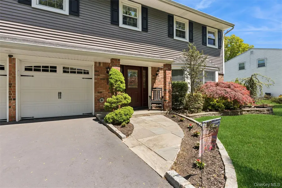 17 Erita Lane, Smithtown, NY 11787 - #2
