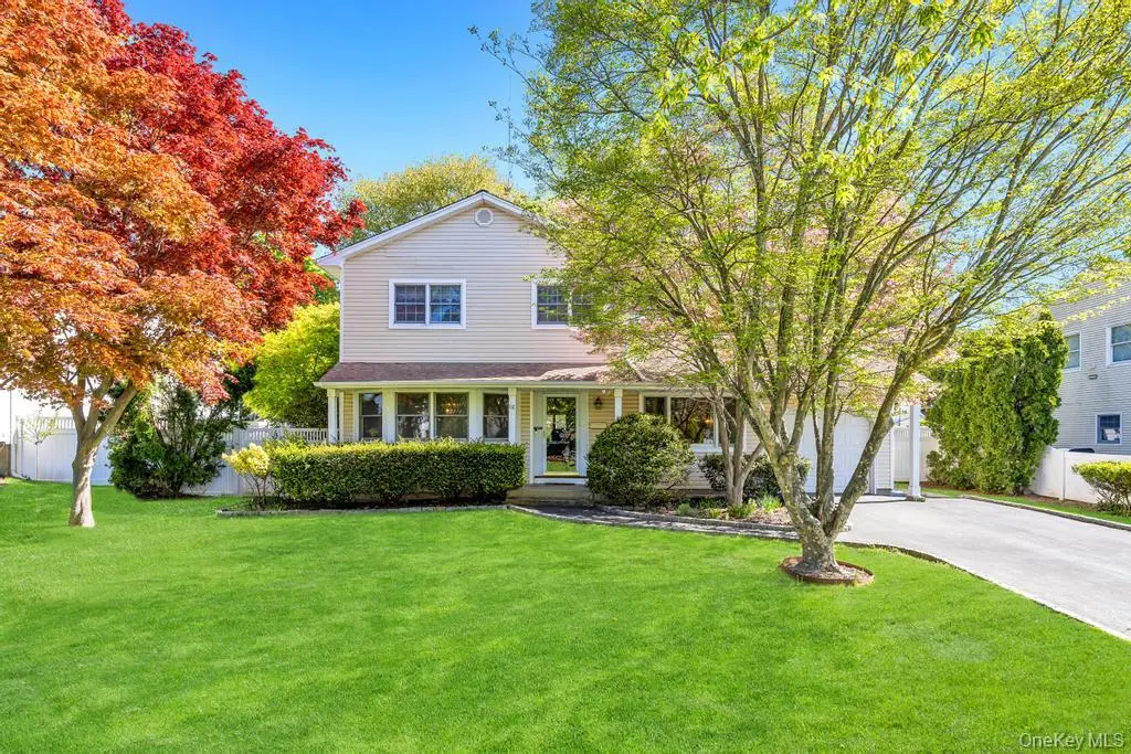 18 Columbine Lane, Kings Park, NY 11754 - #1