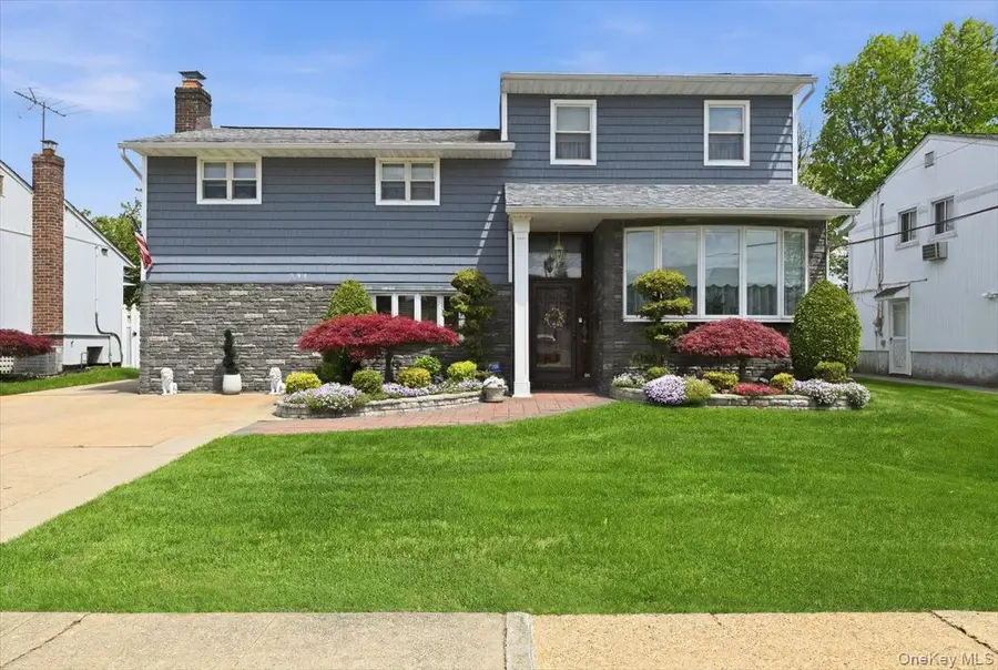 244 Mercury Street, East Meadow, NY 11554 - #2