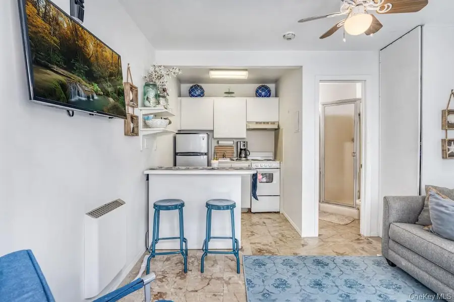 176A Lewis Walk #26, Sayville, NY 11782 - #2