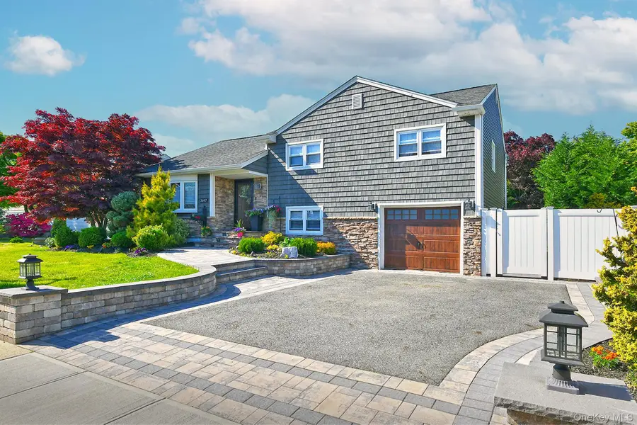 3697 Regent Lane, Wantagh, NY 11793 - #2