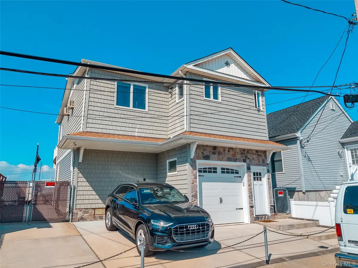 10 James Street, East Rockaway, NY 11518 - #1