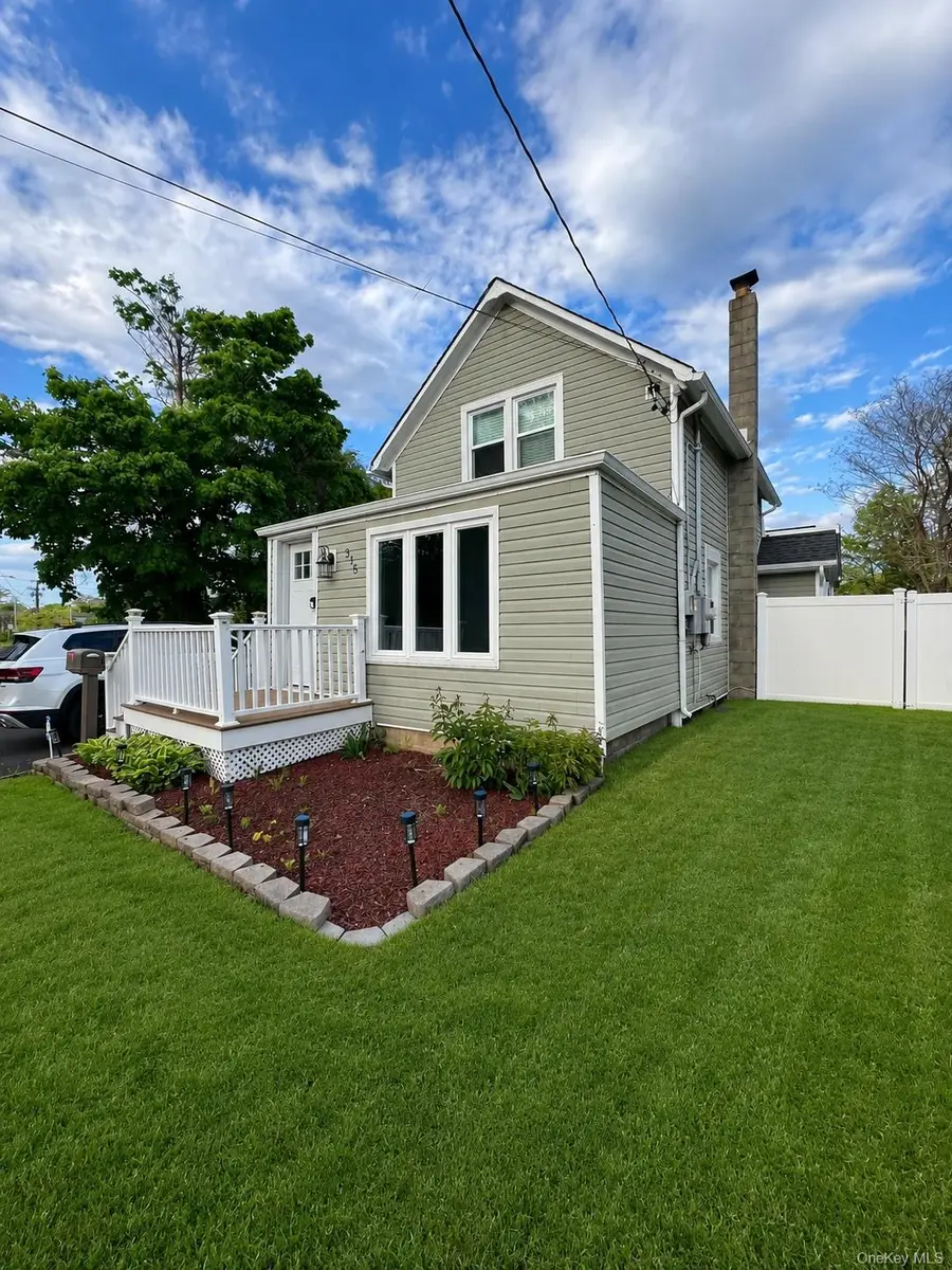 315 Grant Avenue, Islip, NY 11751 - #2