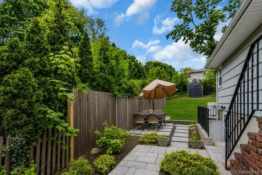 10 Minetta Court, Huntington, NY 11743 - #3
