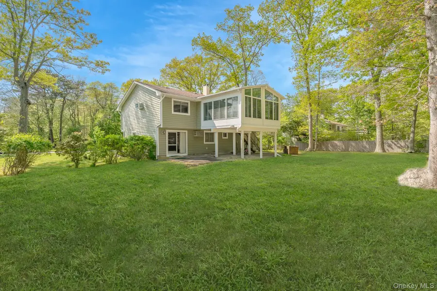 247 Bow Drive, Hauppauge, NY 11788 - #3