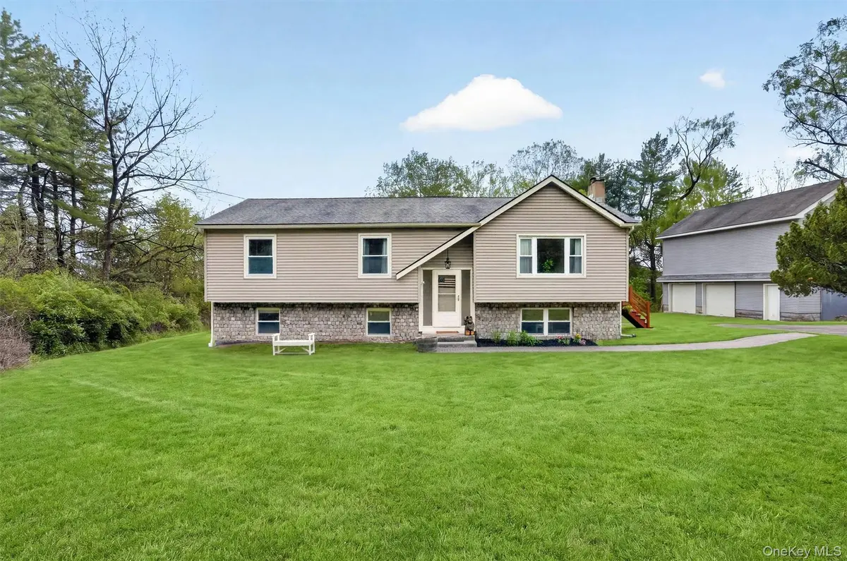 492 Newport Bridge Road, Pine Island, NY 10969 - #1