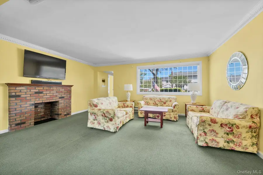 114 Campbell Street, New Hyde Park, NY 11040 - #2