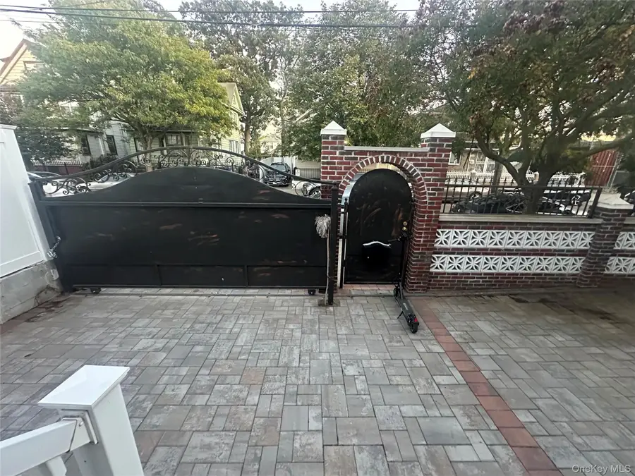 16321 Phroane Avenue, Jamaica, NY 11433 - #2
