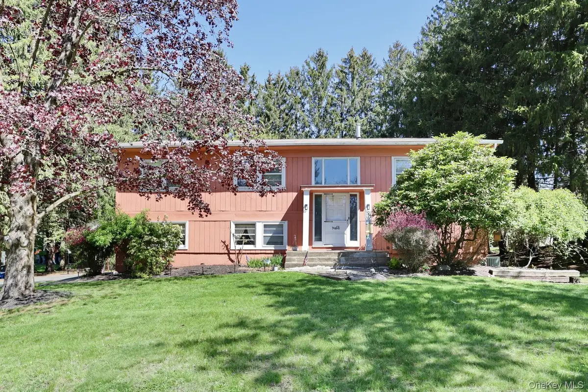 4 Crabapple Court, Monsey, NY 10952 - #1