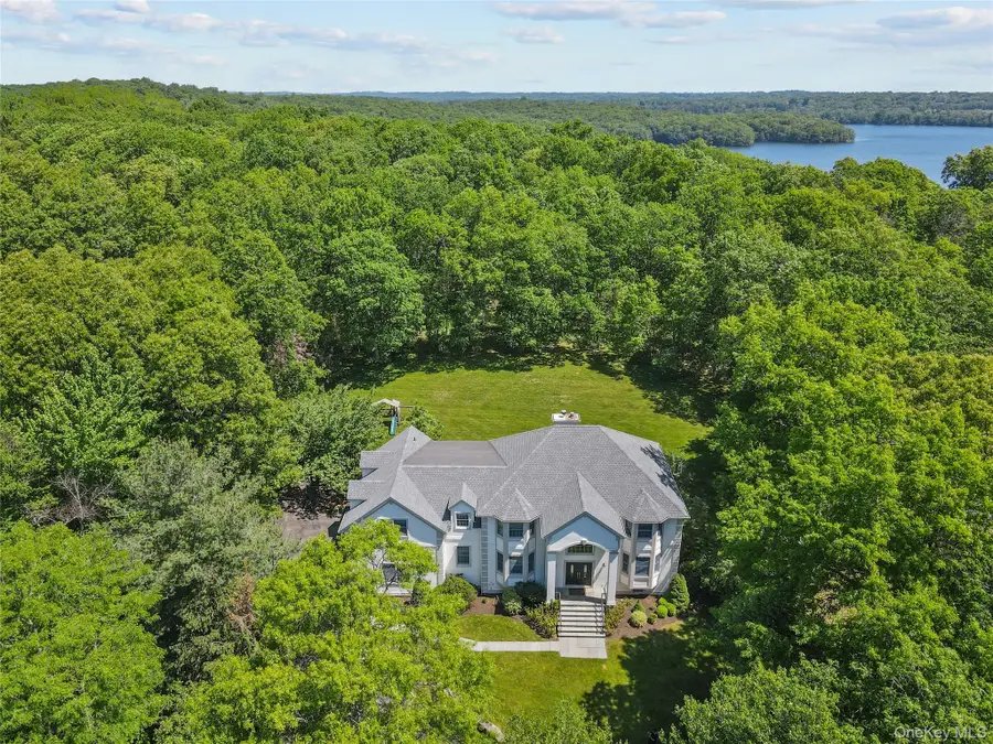 6 Horton Court, West Harrison, NY 10604 - #2
