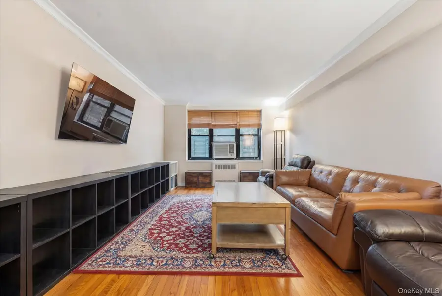 67-35 Yellowstone Boulevard #2B, Forest Hills, NY 11375 - #2