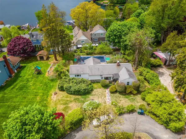 516 N Lake Boulevard, Mahopac, NY 10541