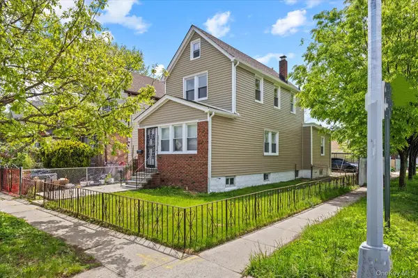 22102 114th Avenue, Cambria Heights, NY 11411