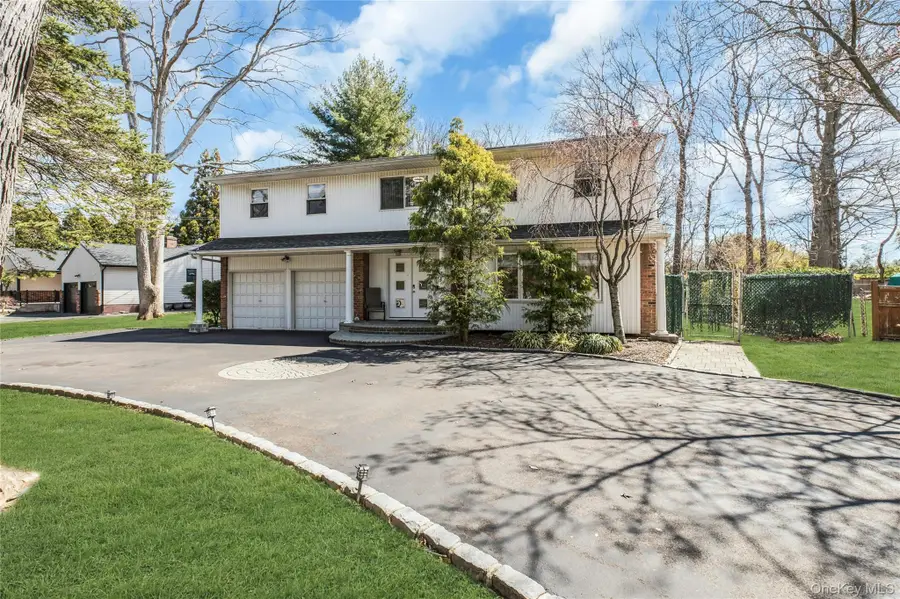132 Washington Avenue, Plainview, NY 11803 - #2