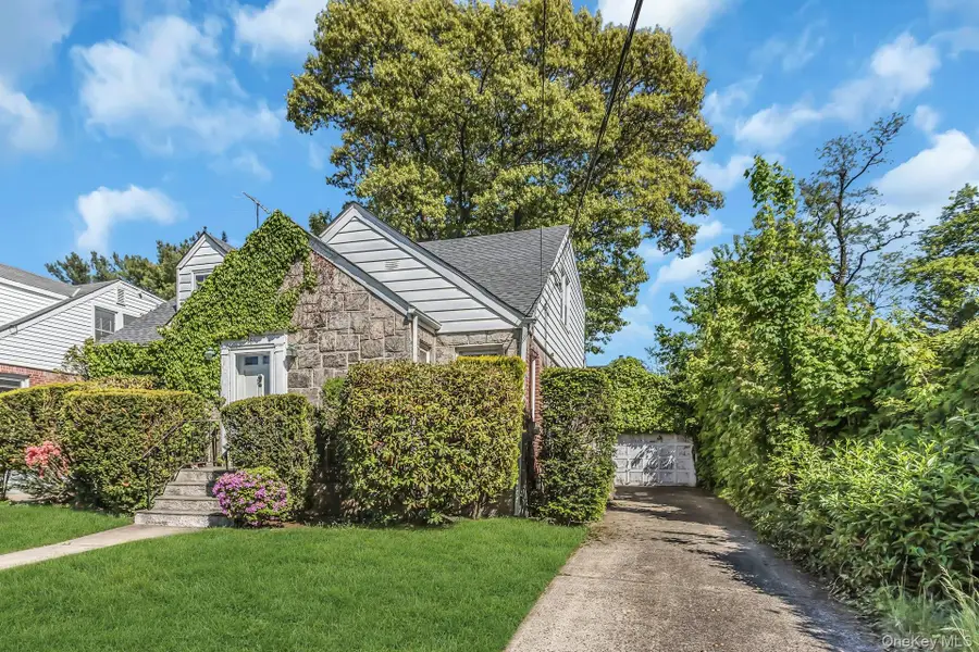 461 Madison Avenue, West Hempstead, NY 11552 - #2