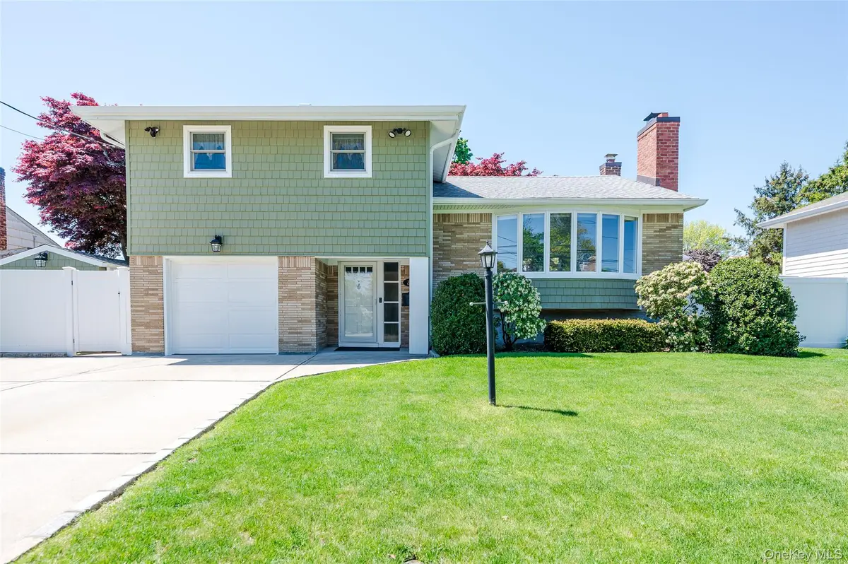 29 Kirkwood Drive, Glen Cove, NY 11542 - #1