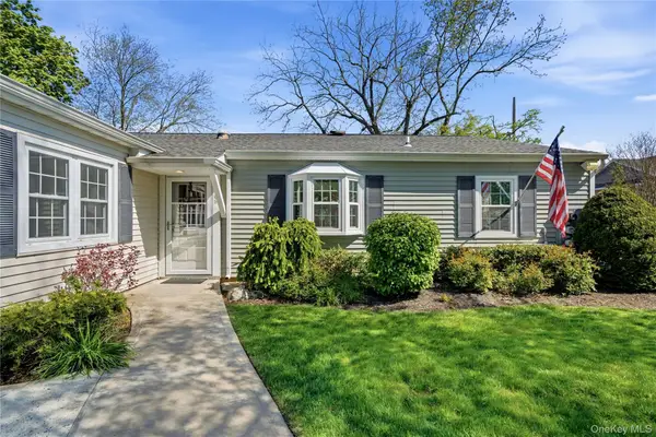 66 Harbor N, Amityville, NY 11701