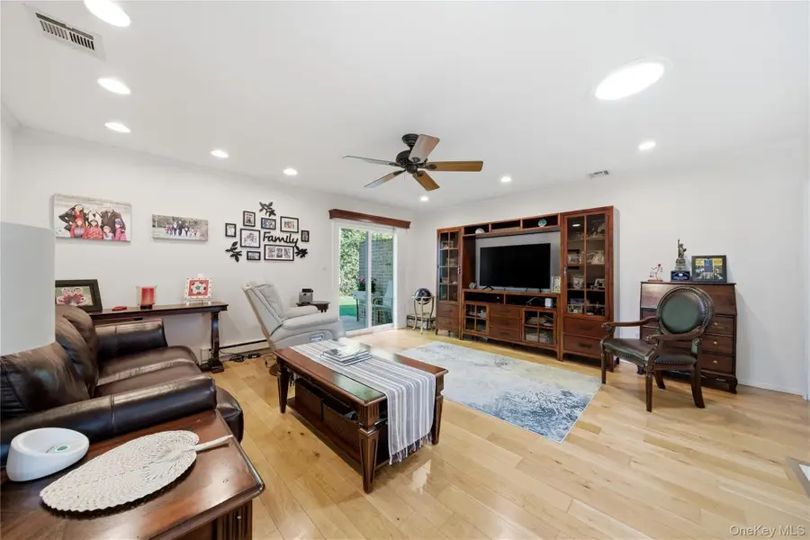 66 Harbor N, Amityville, NY 11701 - #3