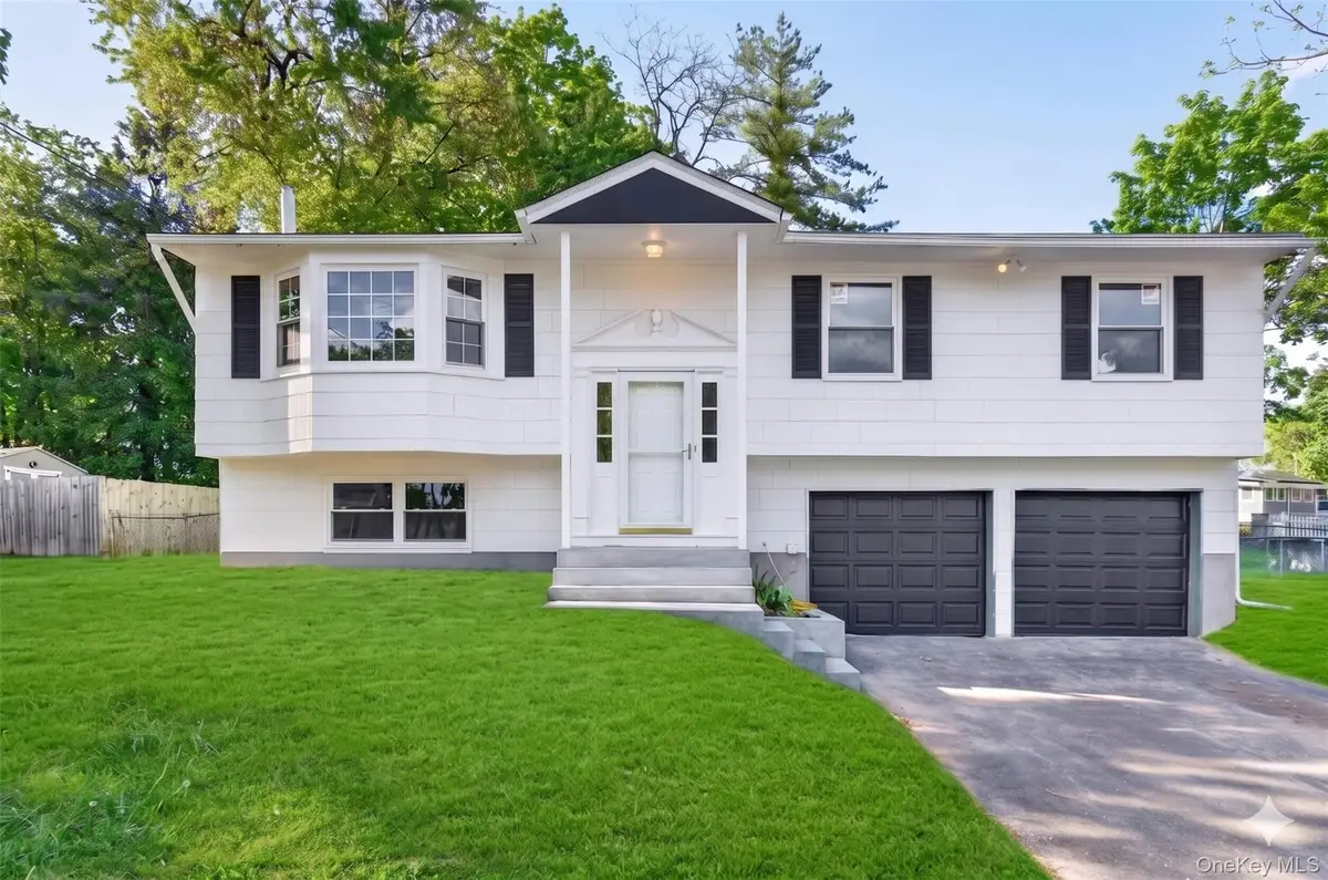 8 Mockingbird Lane, Poughkeepsie, NY 12601 - #1