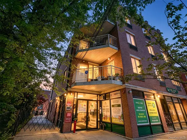 3710 149th Place #2B, Flushing, NY 11354