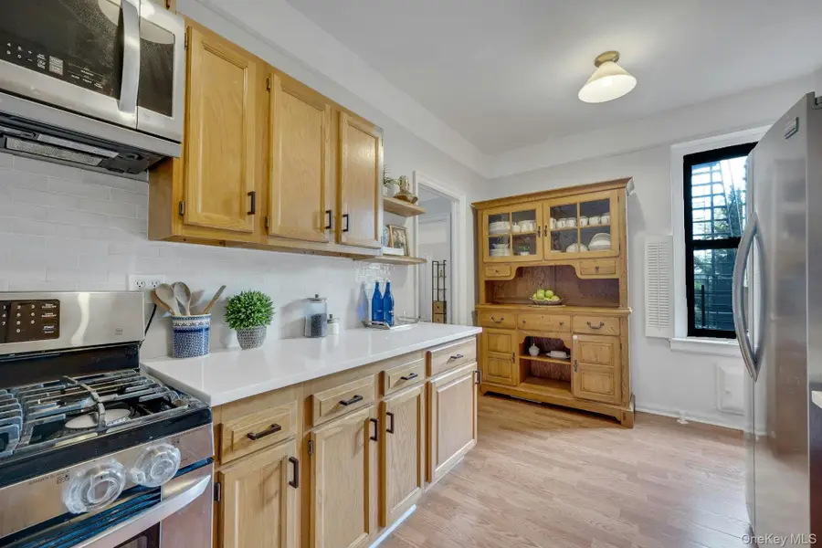 43 Calton Road #2M, New Rochelle, NY 10804 - #3