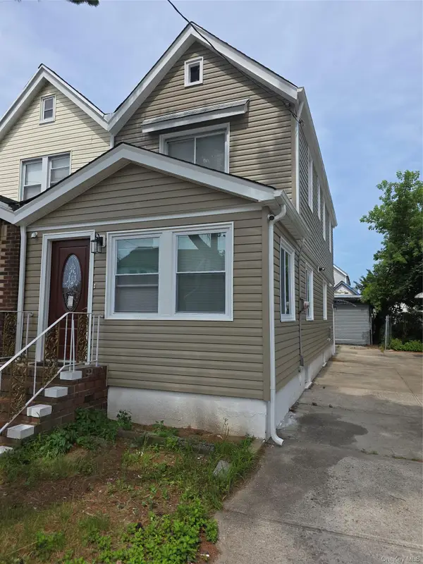 11807 202nd Street, Saint Albans, NY 11412