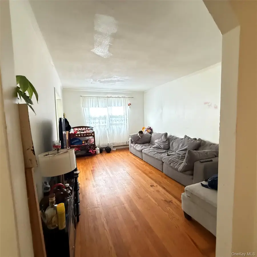 9208 43rd Avenue, Elmhurst, NY 11373 - #2