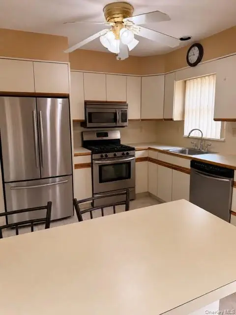44 47th Street, Islip, NY 11751 - #2