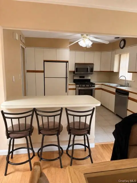 44 47th Street, Islip, NY 11751 - #3