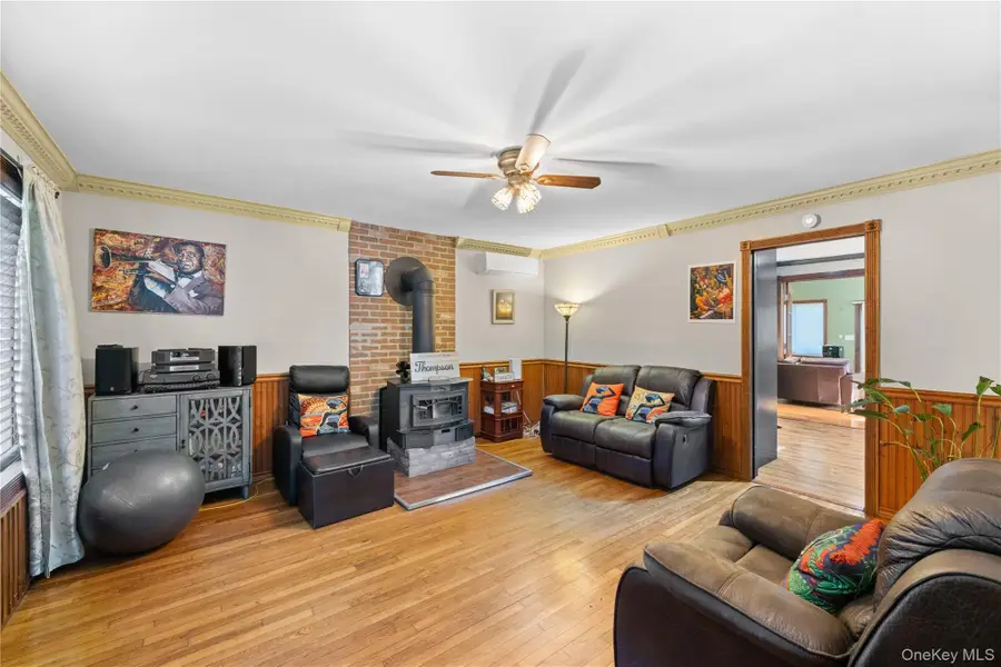 554 Grant Avenue, West Hempstead, NY 11552 - #2