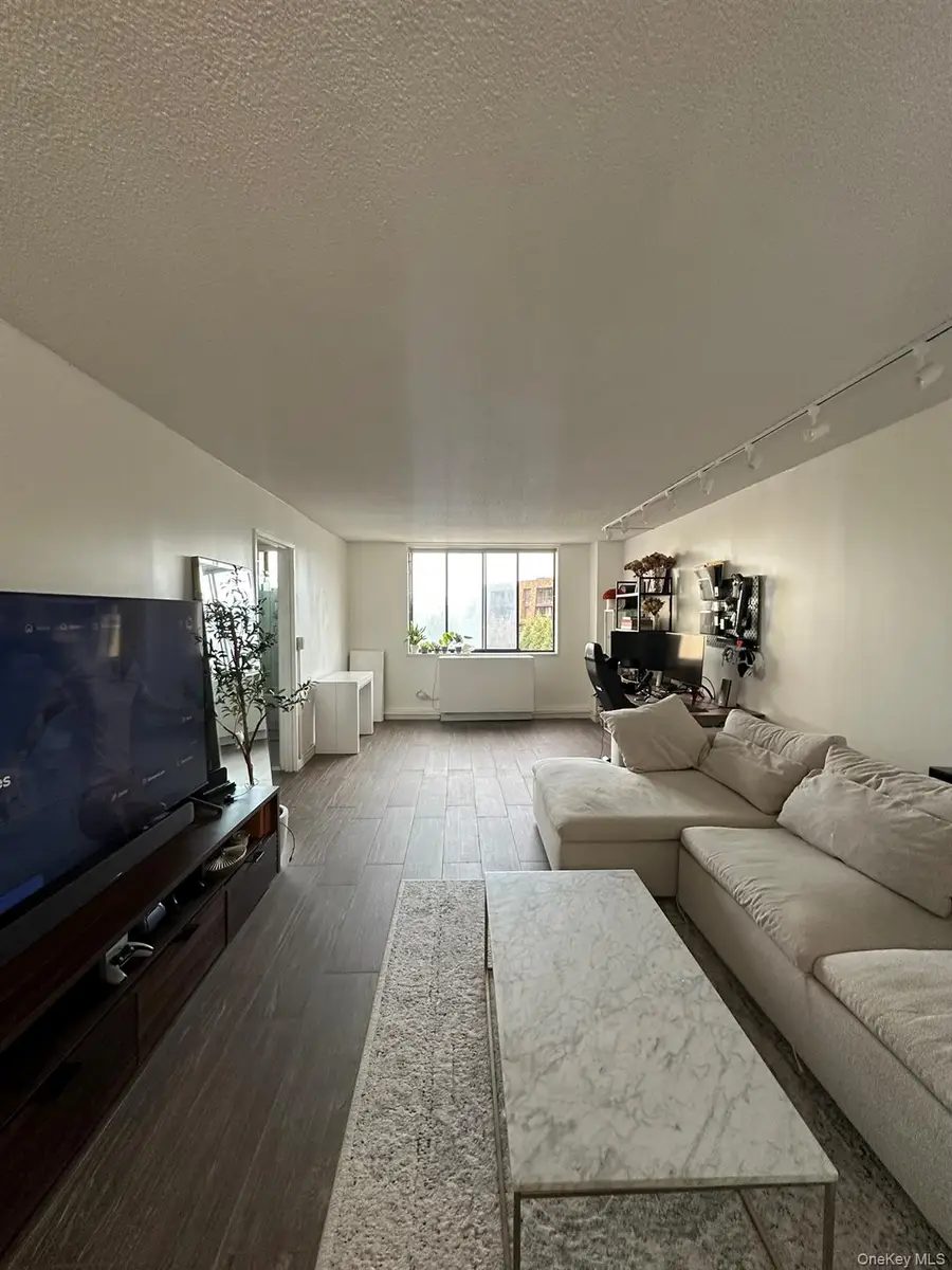 1 Bay Club Drive #3L, Bayside, NY 11360 - #3