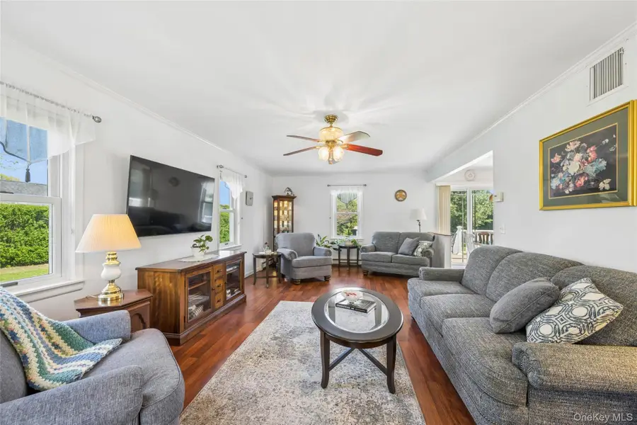 82 Jakes Lane, Baiting Hollow, NY 11933 - #3