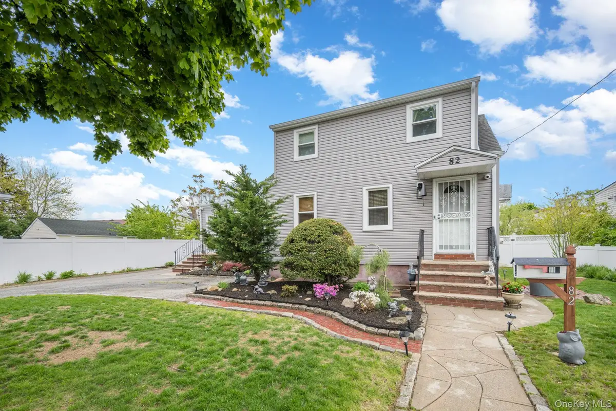 82 Nottingham Avenue, Valley Stream, NY 11580 - #1