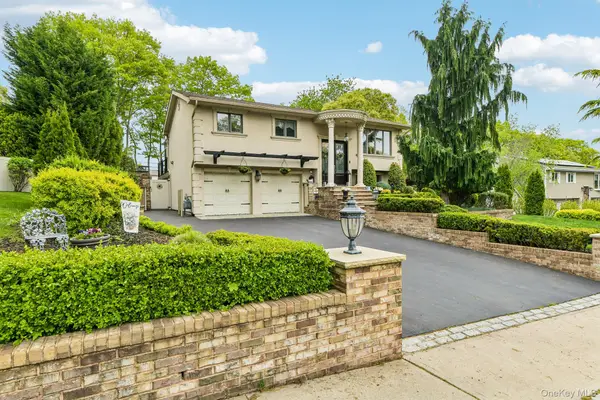 106 Morewood Drive, Smithtown, NY 11787