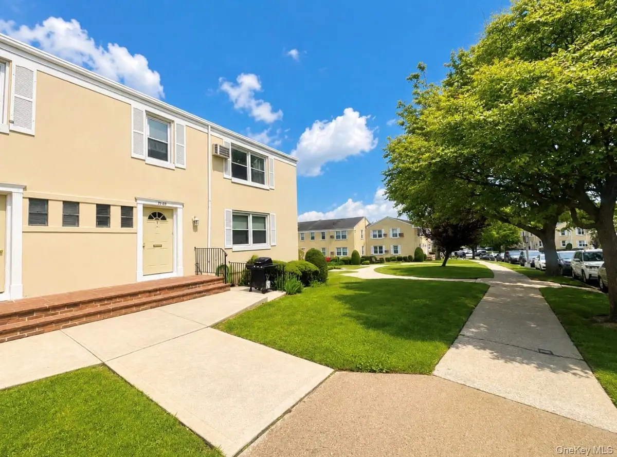 71-03 252nd #199B, Bellerose, NY 11426 - #1