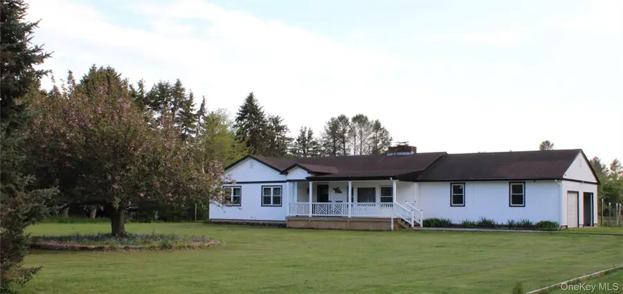 3715 Hortons Lane, Southold, NY 11971 - #2