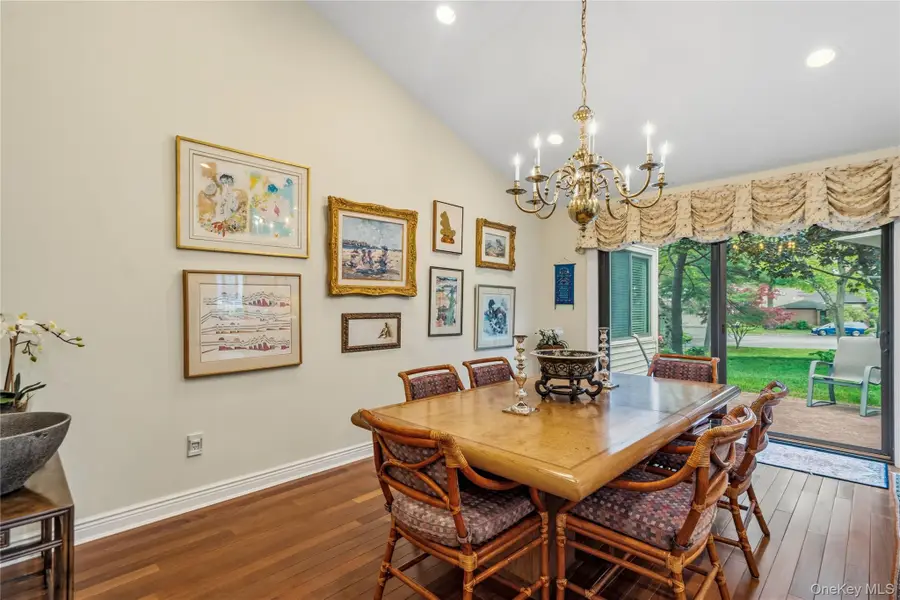 111 Dove Hill Drive, Manhasset, NY 11030 - #3